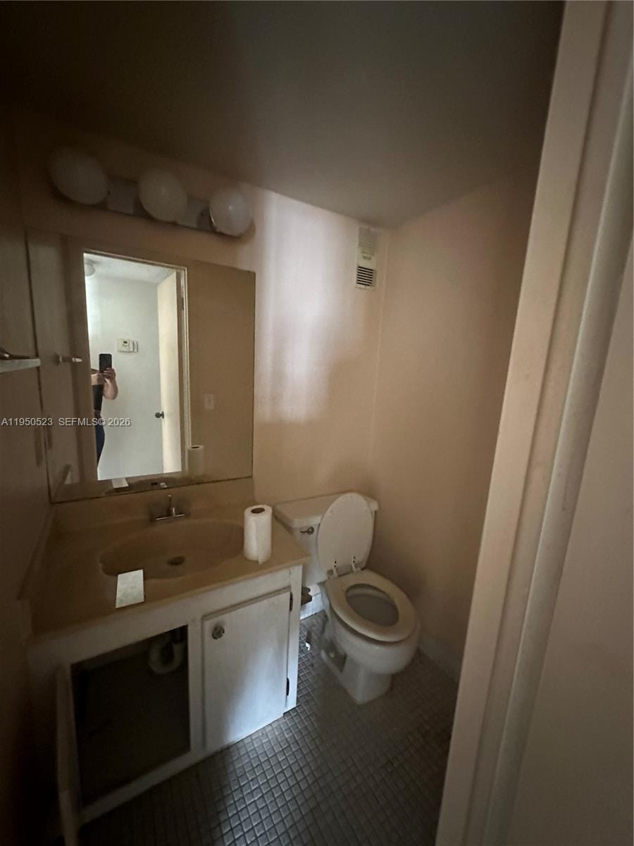 13500 NE 3rd Court 408, North Miami, FL 33161 photo 7