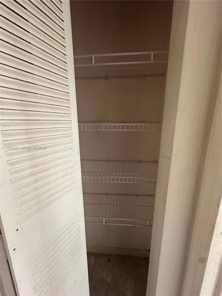 13500 NE 3rd Court 408, North Miami, FL 33161 photo 8