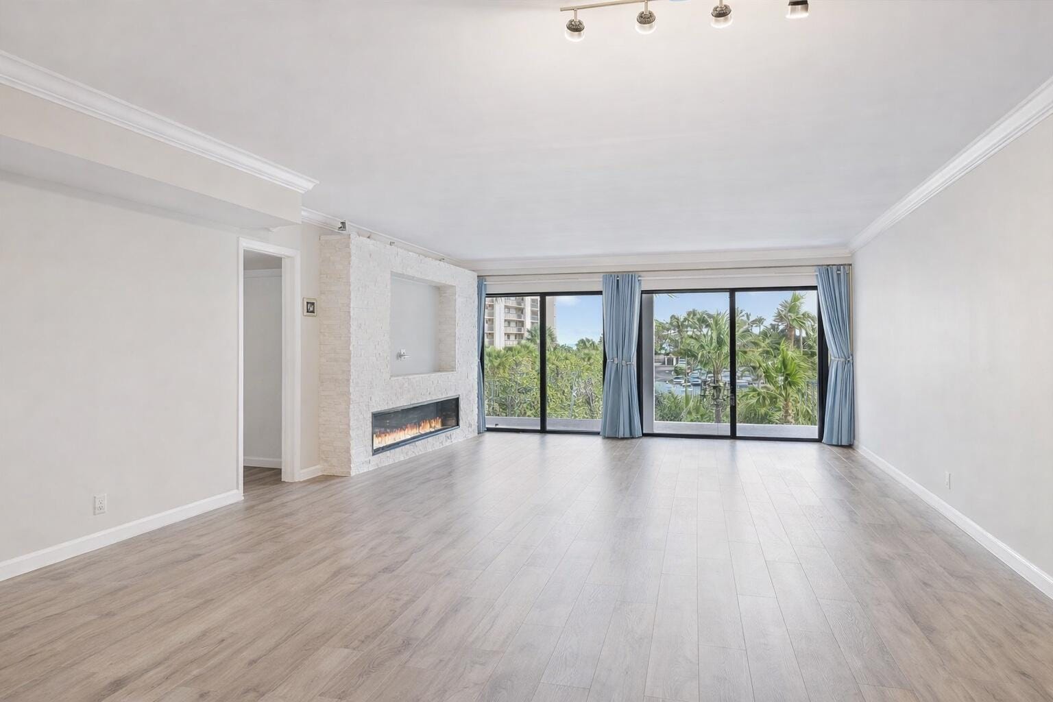 500 Ocean Trail Way 305 — photo 6