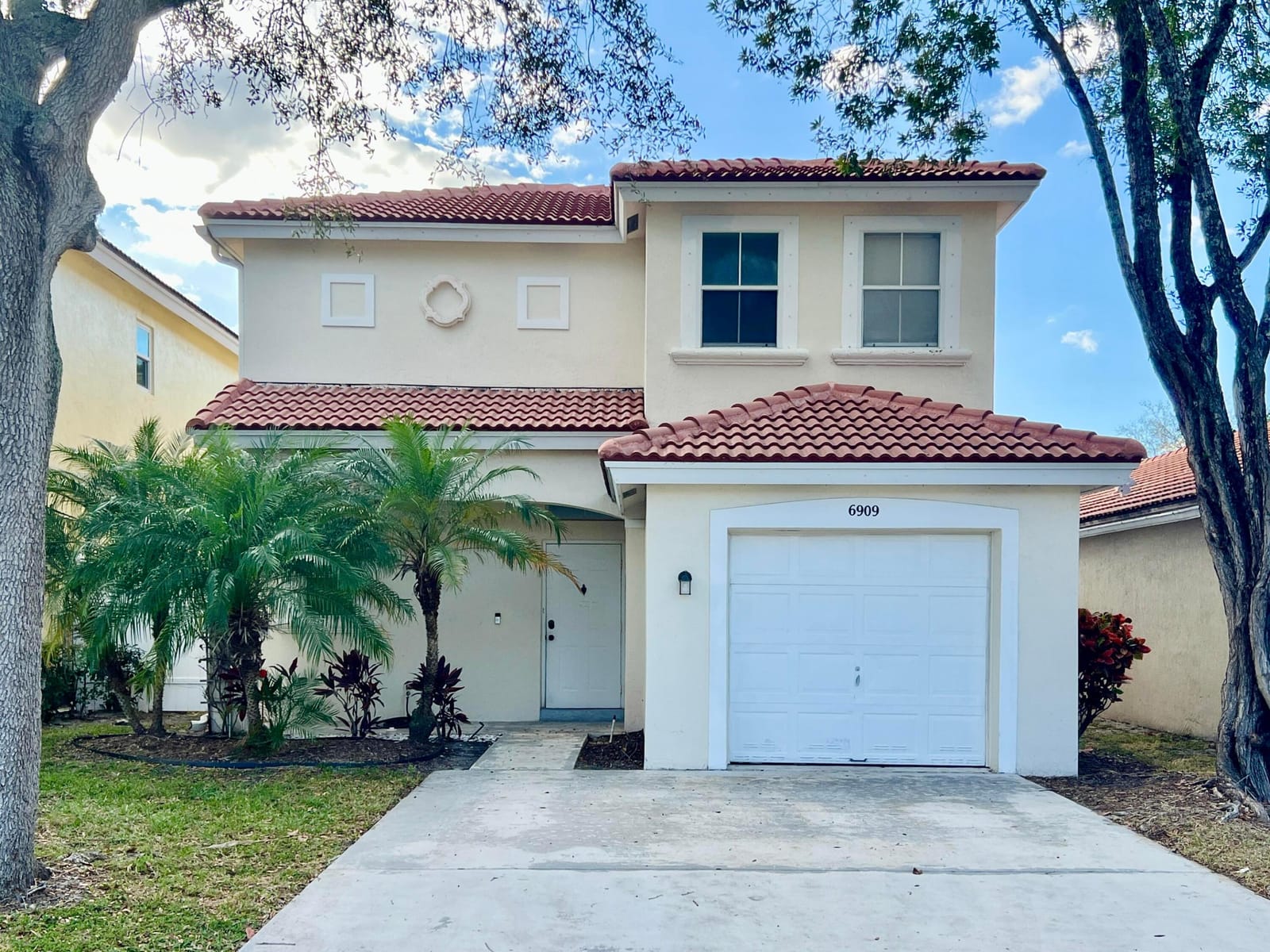 6909 Desert Inn Terrace, Lake Worth, FL 33463
