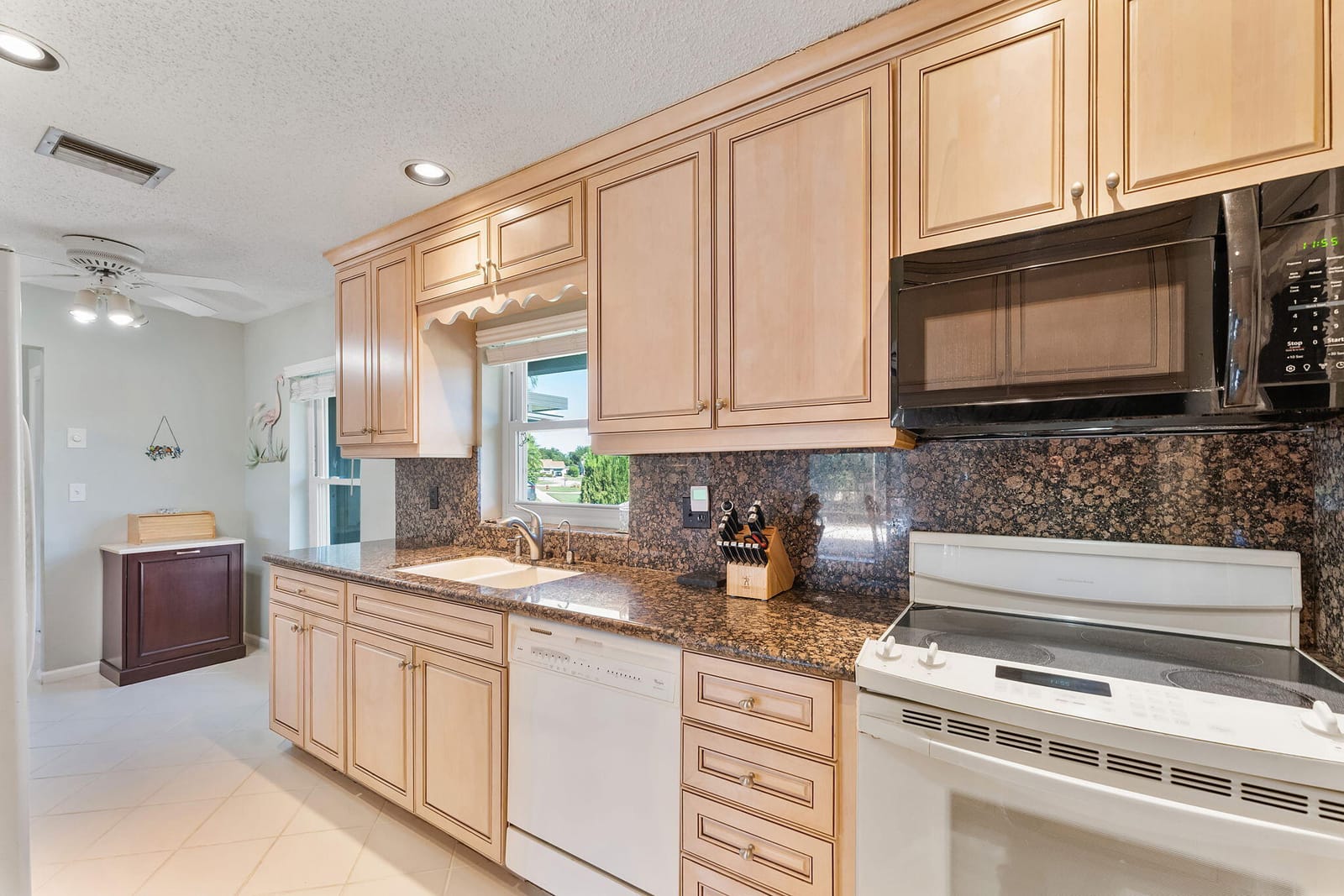 6206 Springdale Way, Delray Beach, FL 33445 photo 21