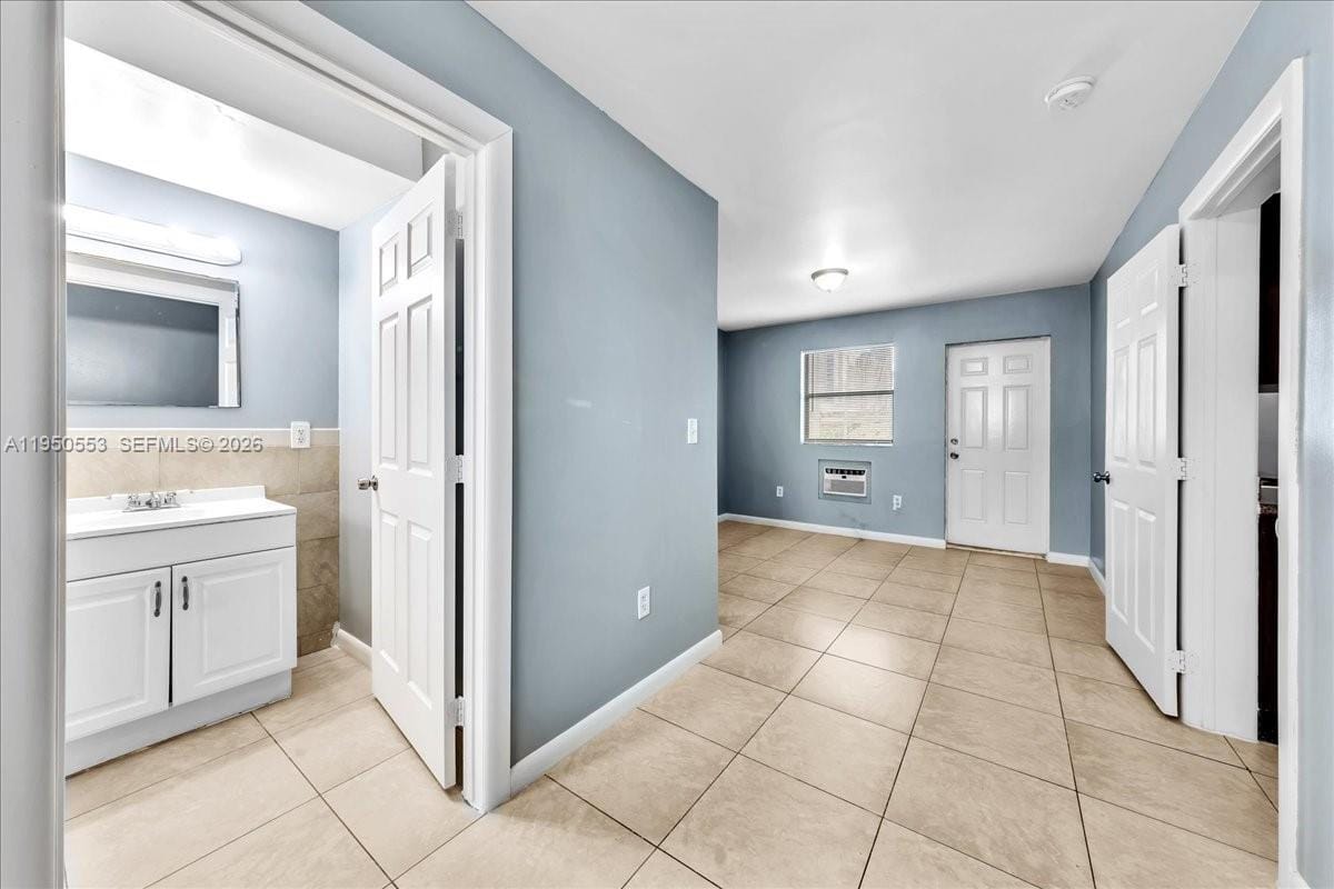 365 NW 8th Street 202 — photo 2
