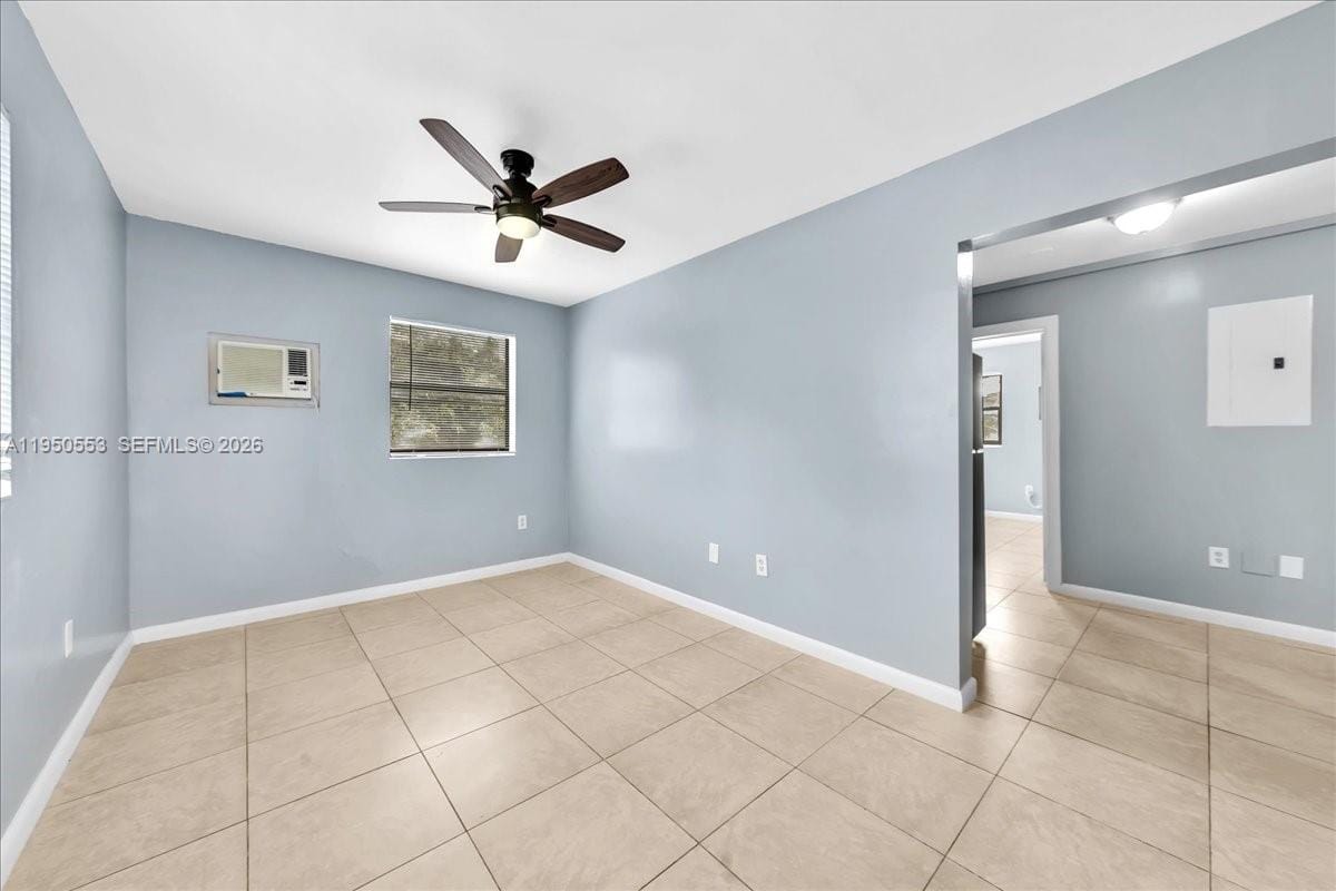 365 NW 8th Street 202 — photo 11