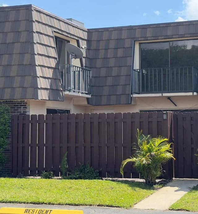1660 Forest Lakes Circle C, sold in Forest Lakes, West Palm Beach, FL