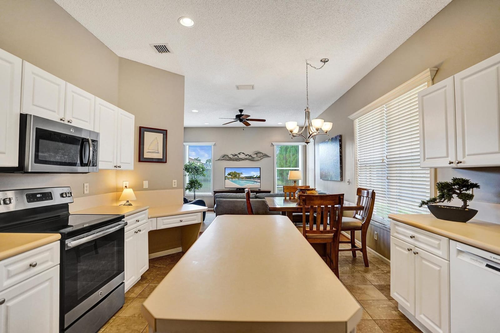 6683 Jog Palm Drive, Boynton Beach, FL 33437 photo 26