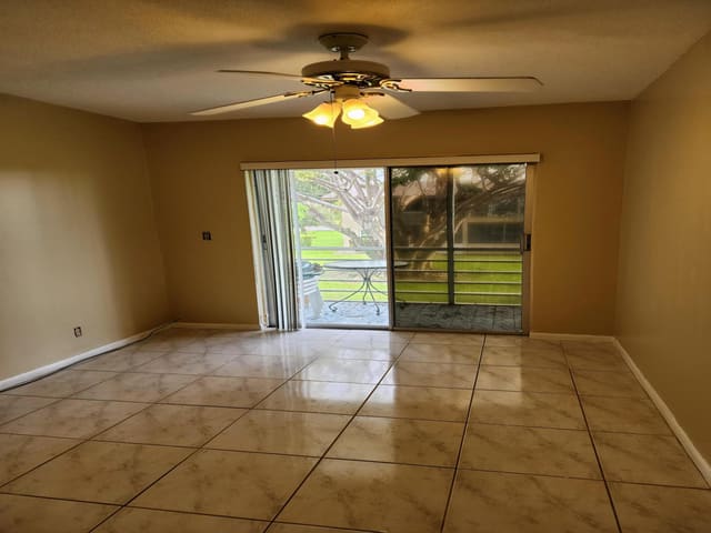 239 Coventry J, Coventry, West Palm Beach, FL