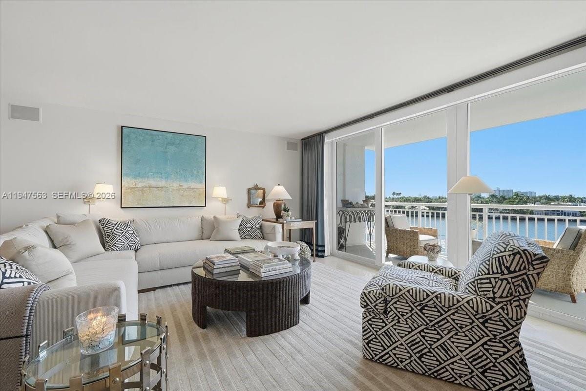 511 Bayshore Drive 504, Fort Lauderdale, FL 33304 photo 18