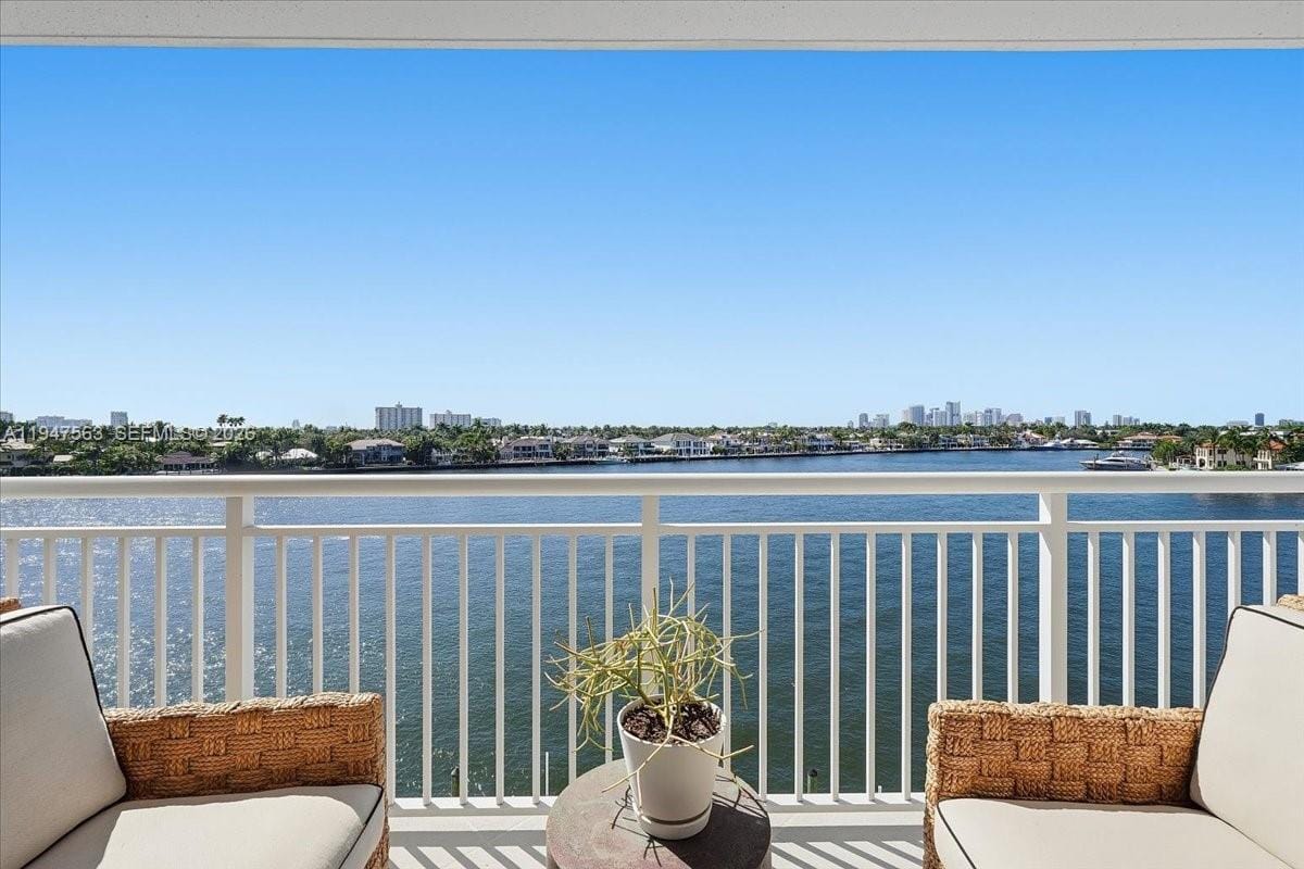 511 Bayshore Drive 504, Fort Lauderdale, FL 33304 photo 28