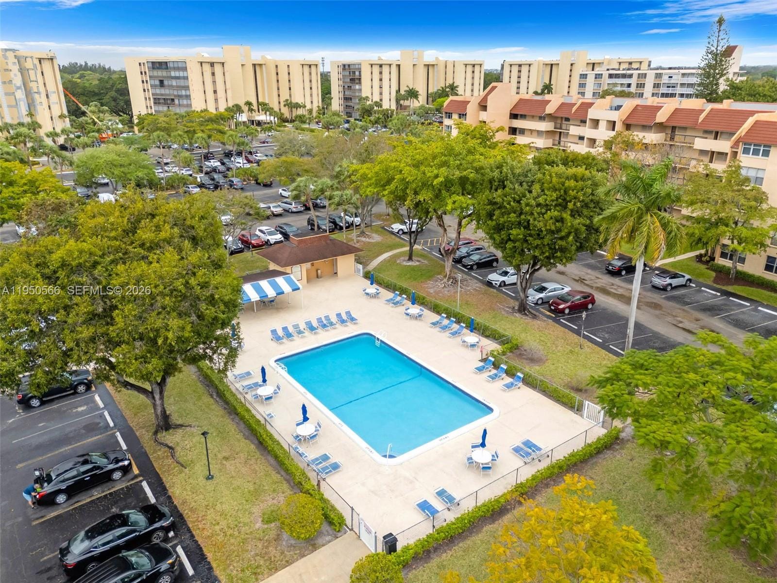 7080 Environ Boulevard 226 — photo 2