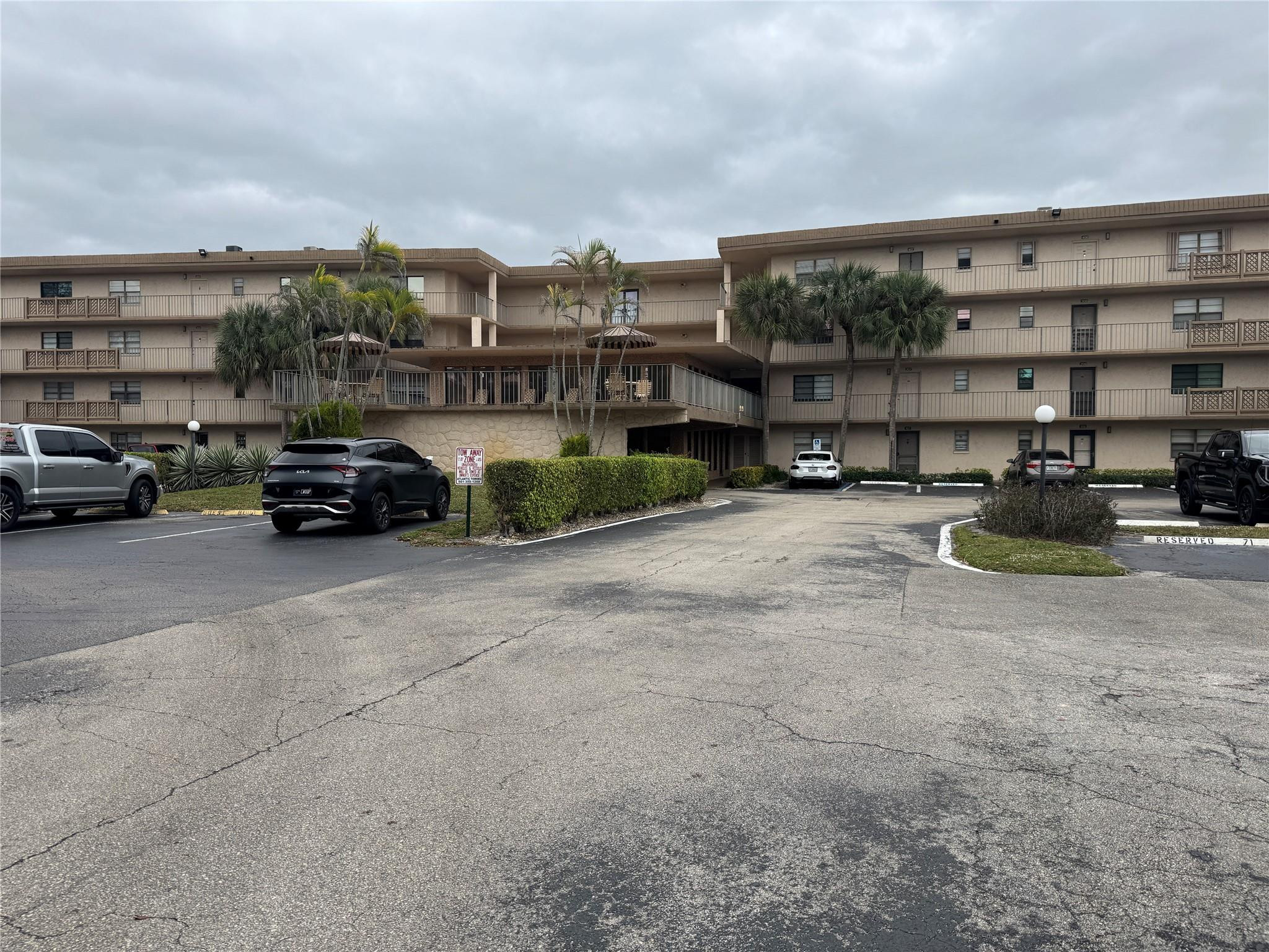 9300 SW 8th Street 215, Boca Raton, FL 33428, Boca Raton