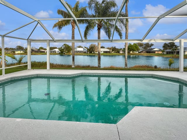 5204 Feather Creek Drive, Fort Pierce, FL 34951