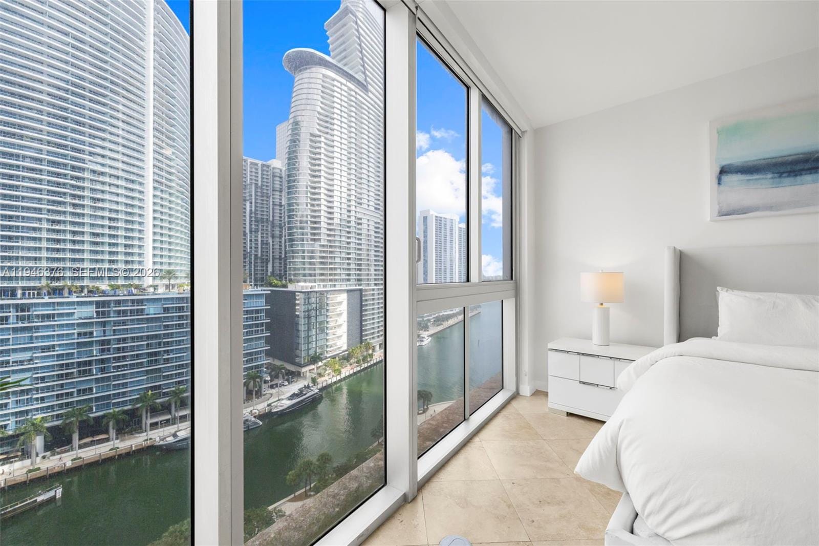 485 Brickell Avenue 1804, Miami, FL 33131 photo 14