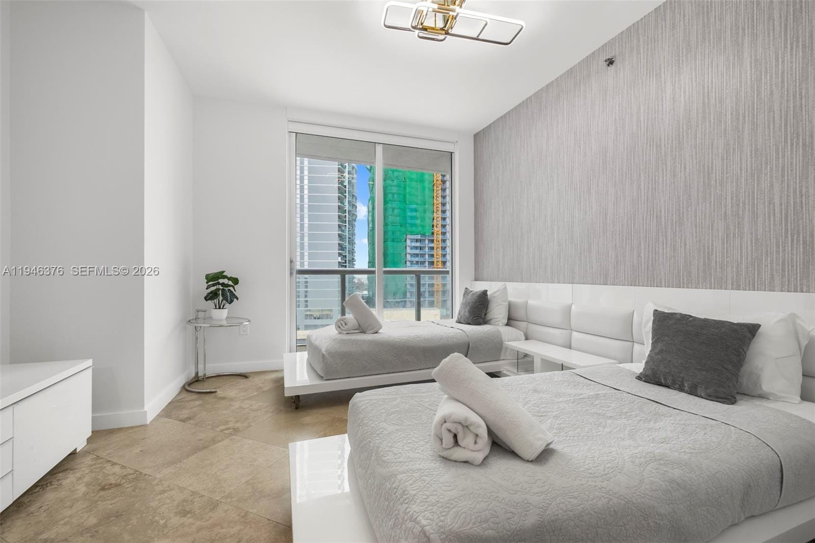 485 Brickell Avenue 1804, Miami, FL 33131 photo 23