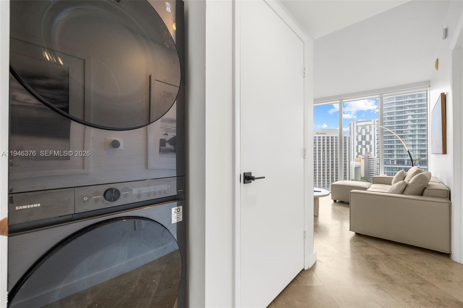 485 Brickell Avenue 1804, Miami, FL 33131 photo 26
