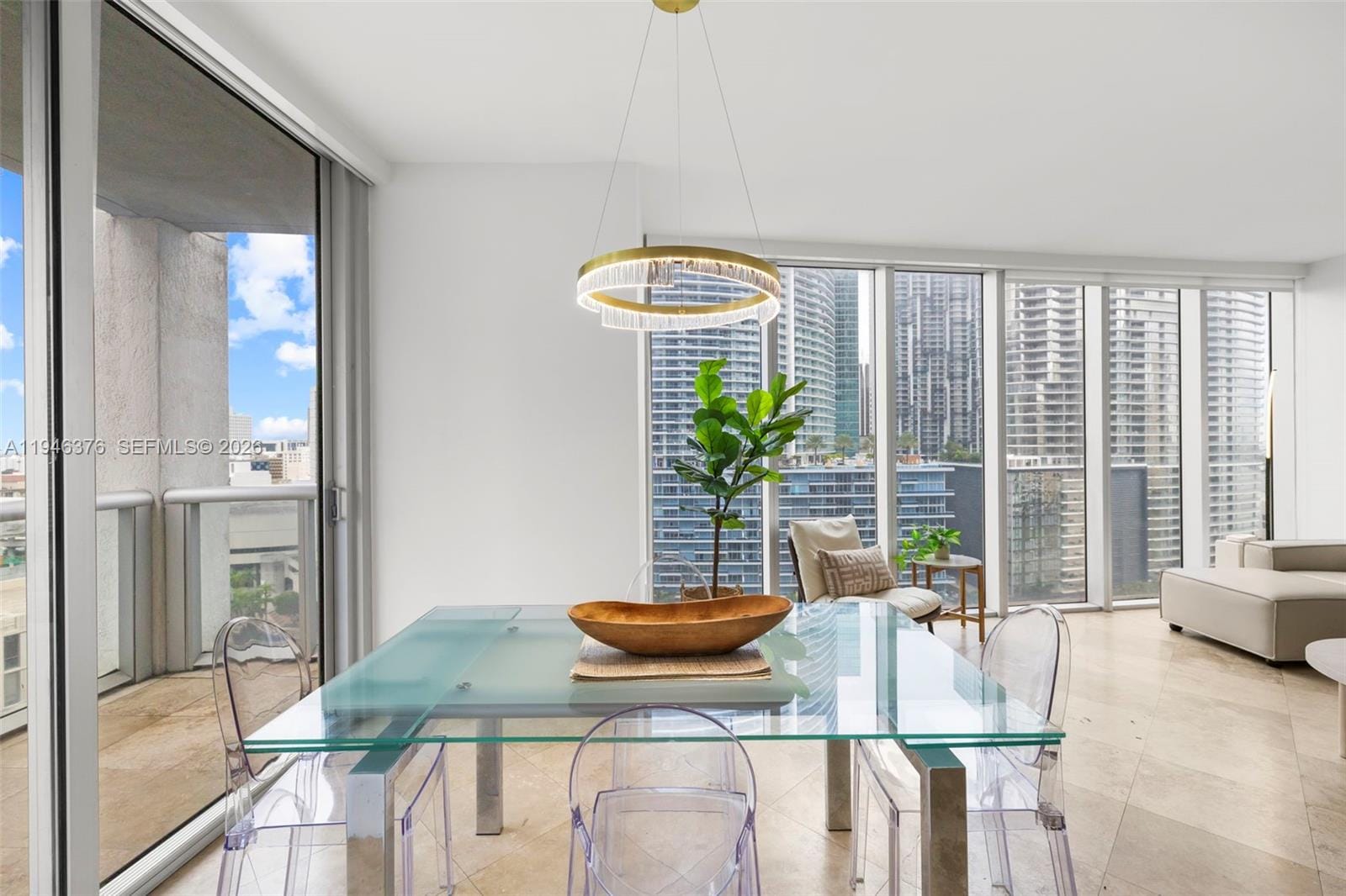485 Brickell Avenue 1804 — photo 7