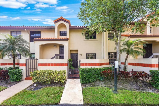 503 Republic Court 503, sold in Republic Square Condo, Deerfield Beach, FL