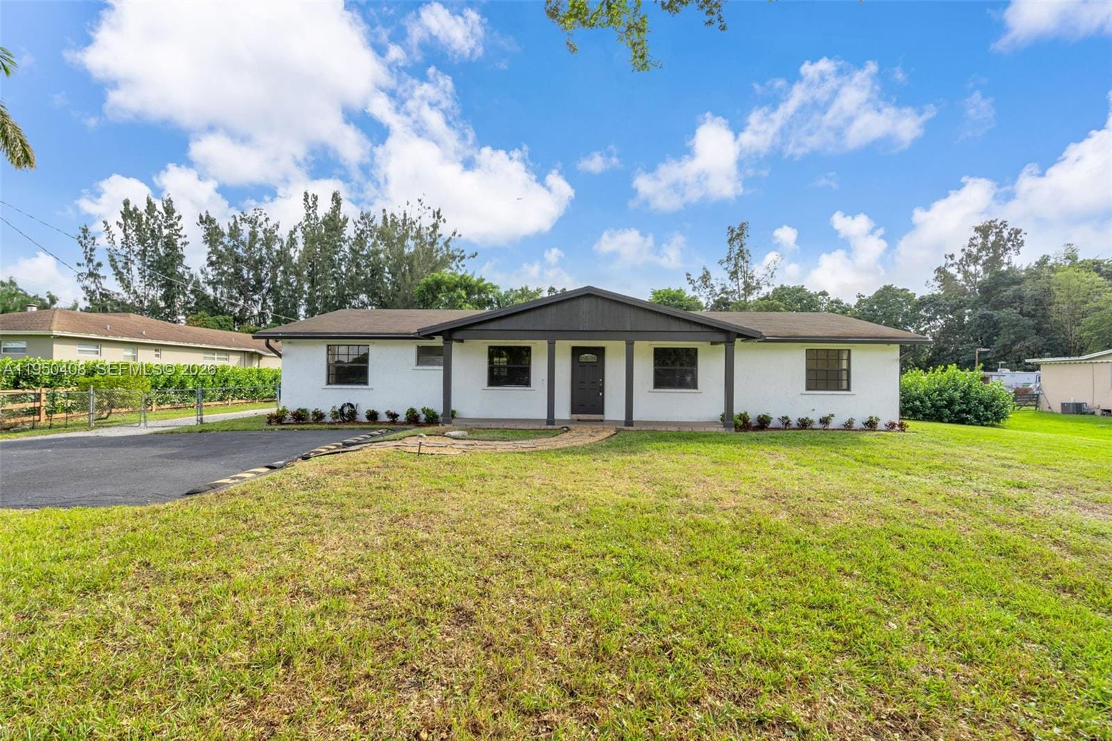 14230 SW 14th Street, Davie, FL 33325 photo 2