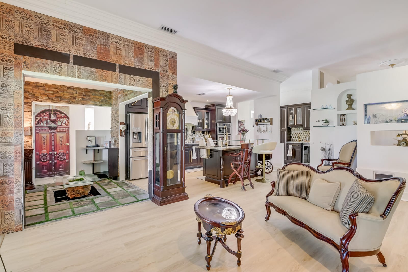 6590 Fountains Circle — photo 11