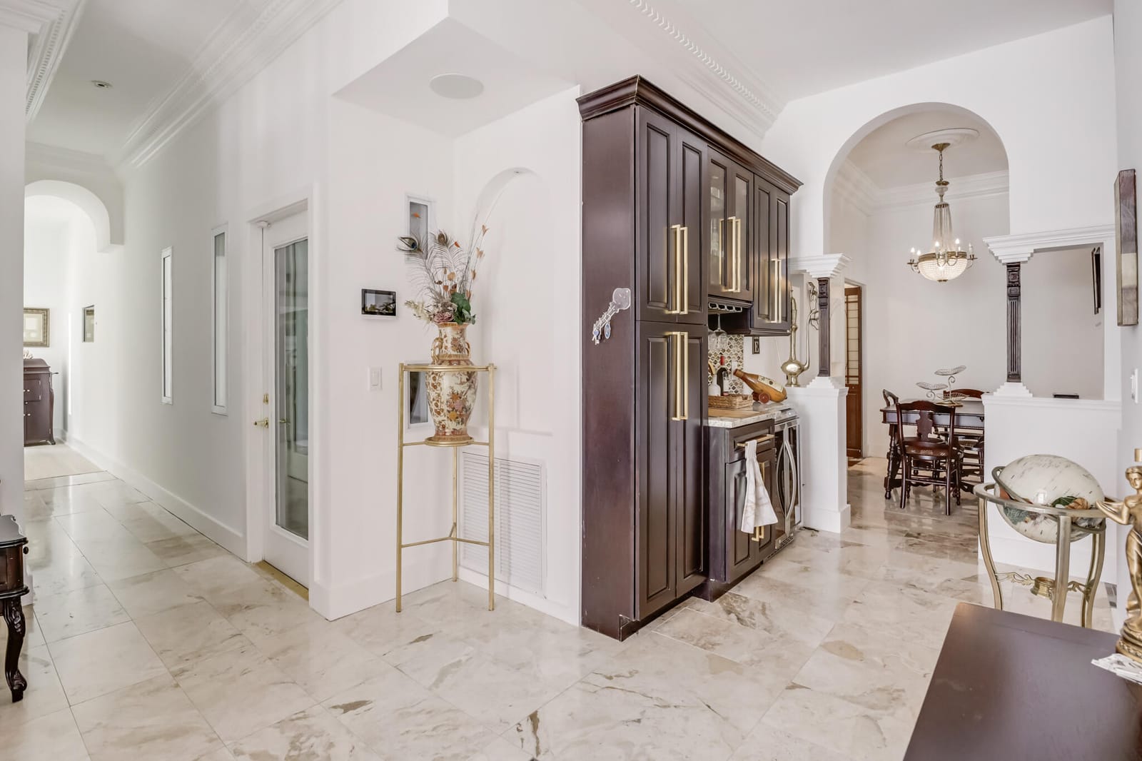 6590 Fountains Circle — photo 12