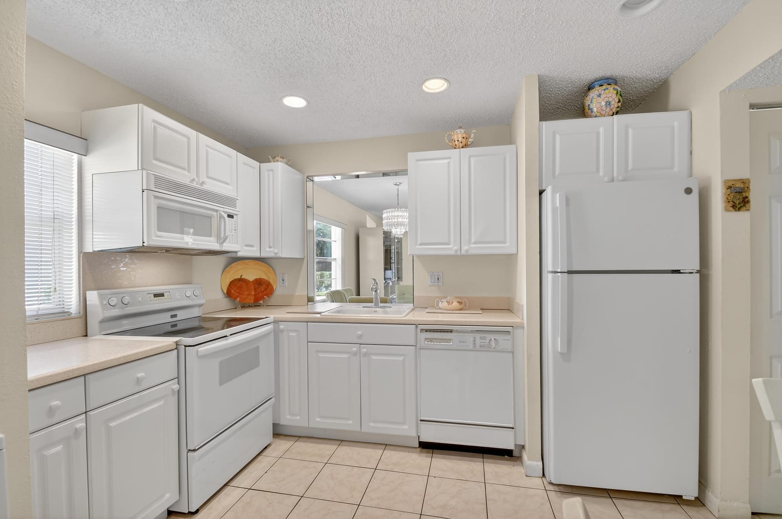 5199 Rose Hill Drive — photo 12