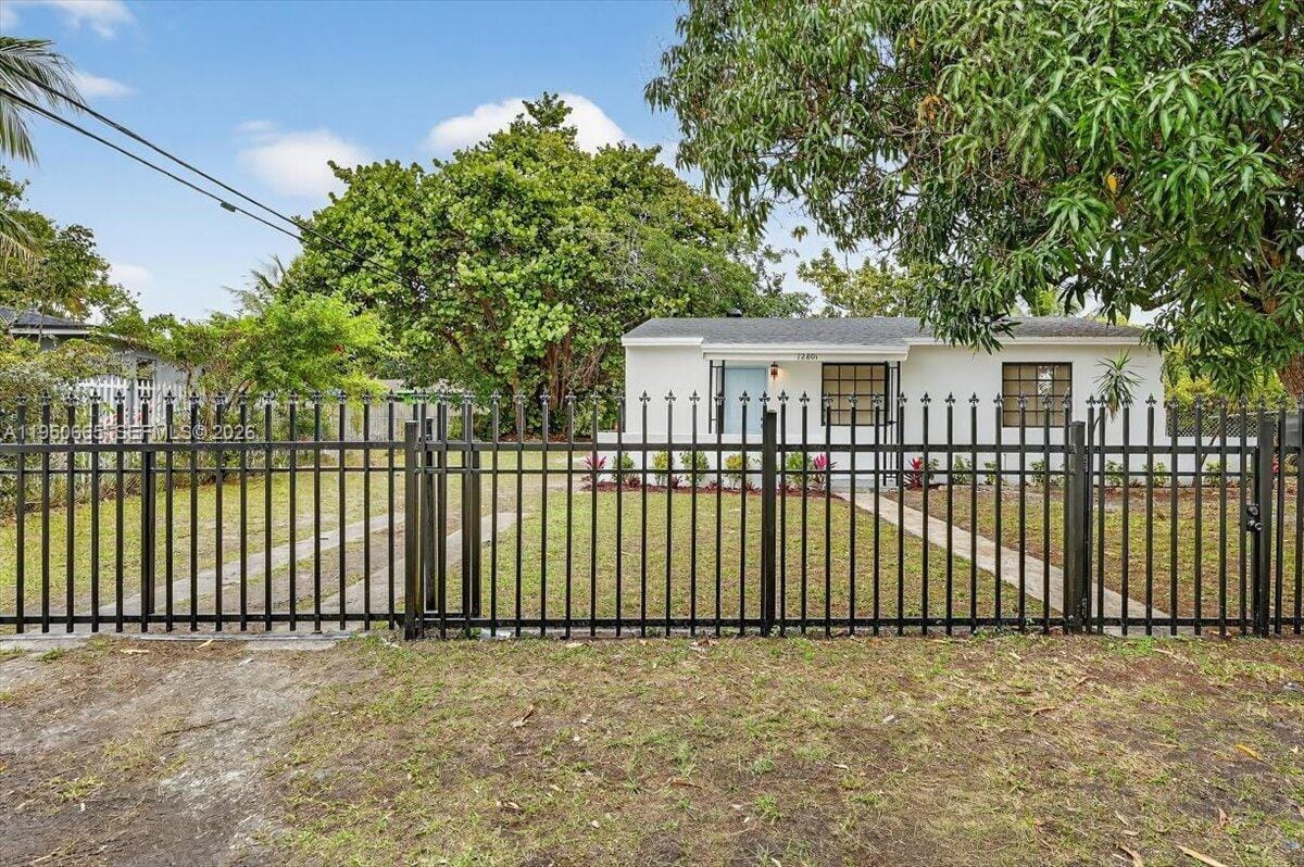 12801 W Randall Park Drive, Miami, FL 33167