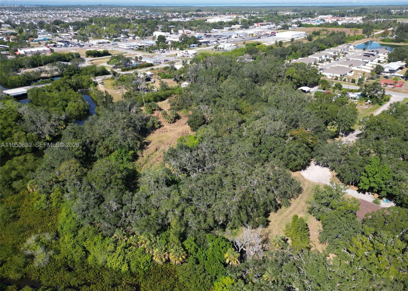 301 E Shell Point Road, Tampa, FL 33570 photo 14