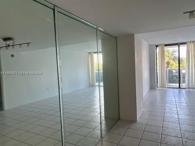 3675 N Country Club Drive 210, Aventura, FL 33180 photo 27