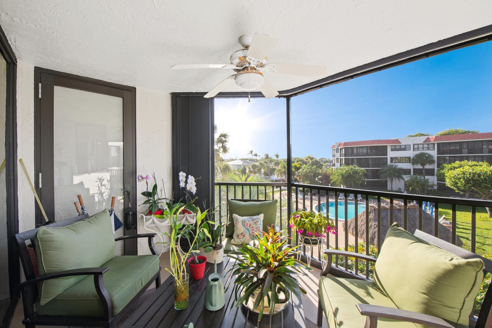 800 Jeffery Street 303, Boca Raton, FL 33487 photo 2
