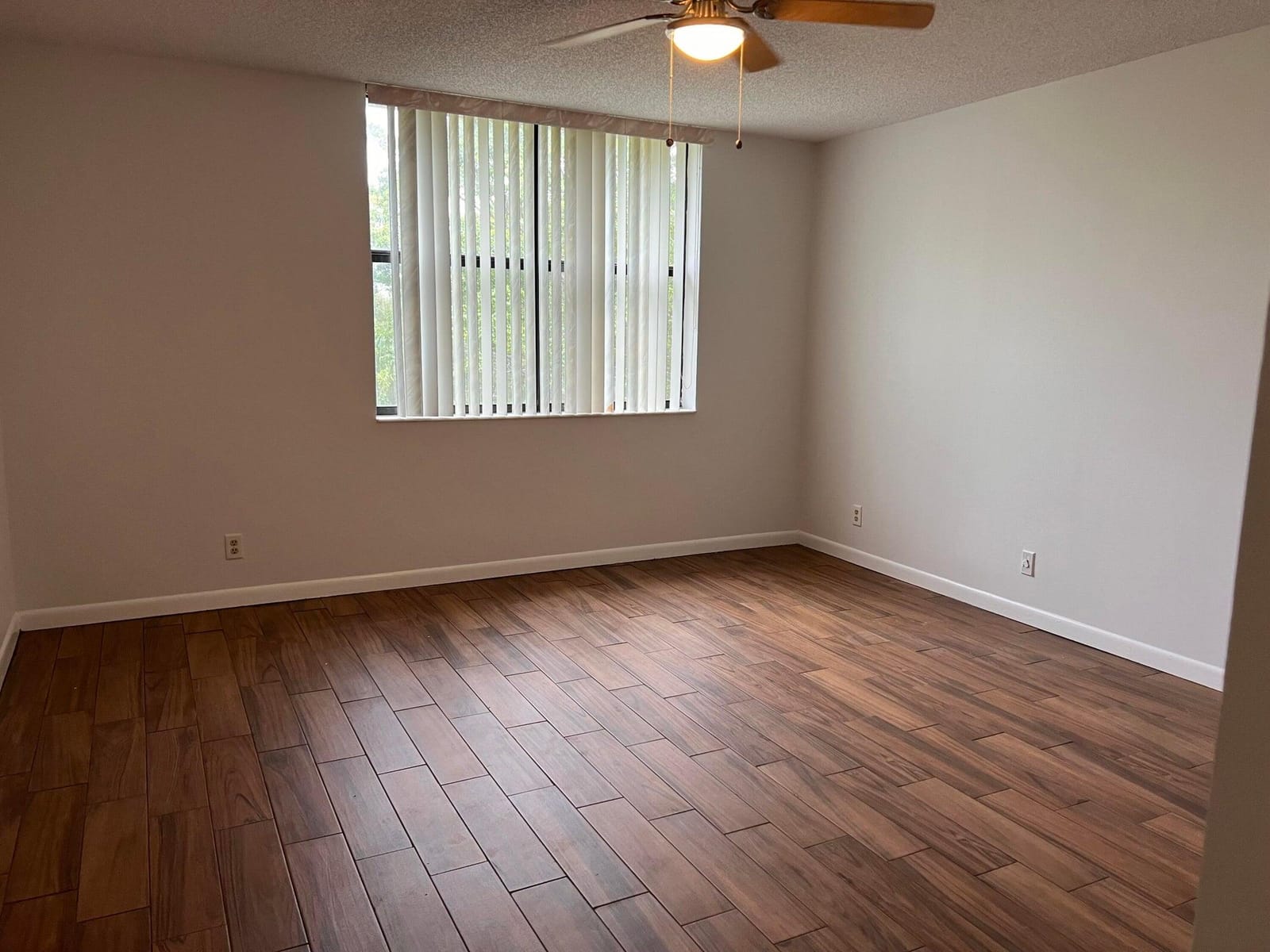 3100 NW 42nd Avenue D404 — photo 11
