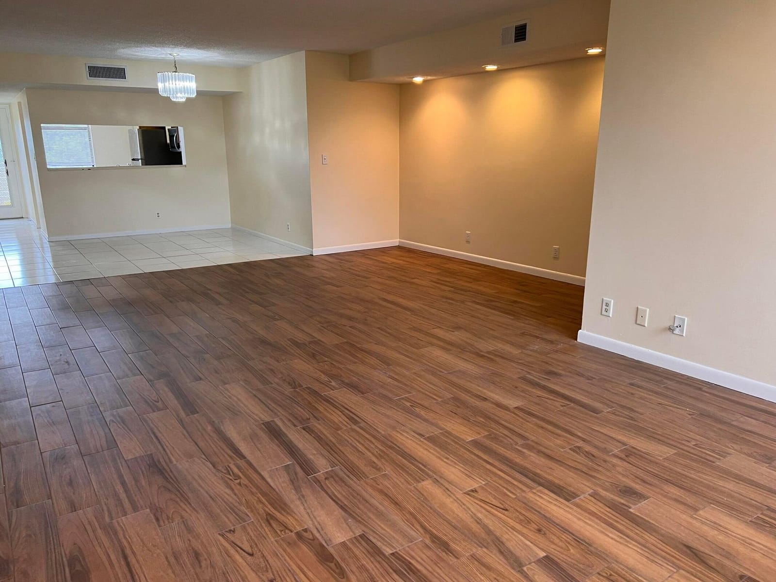 3100 NW 42nd Avenue D404 — photo 3