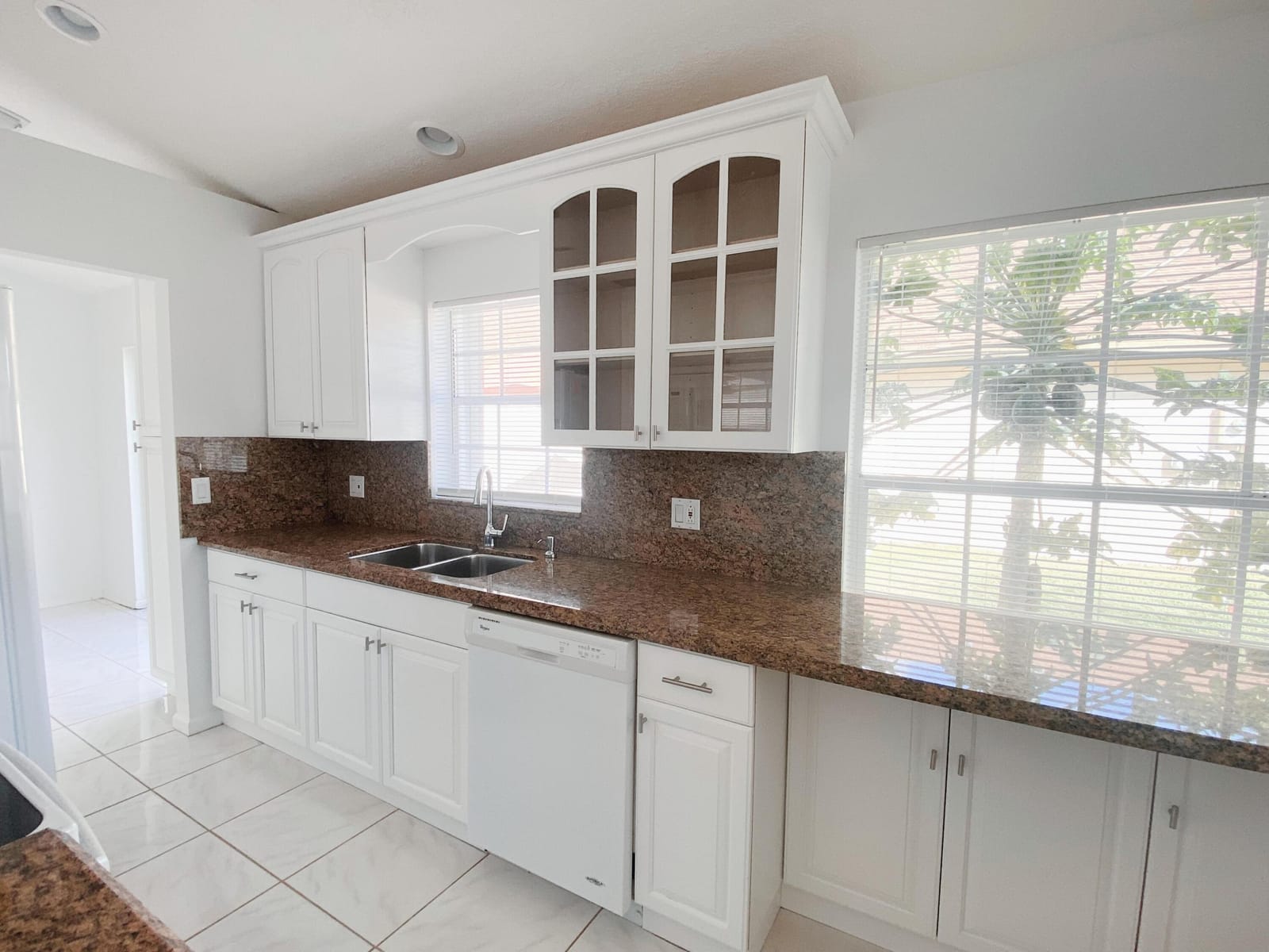 3830 Circle Lake Drive — photo 5