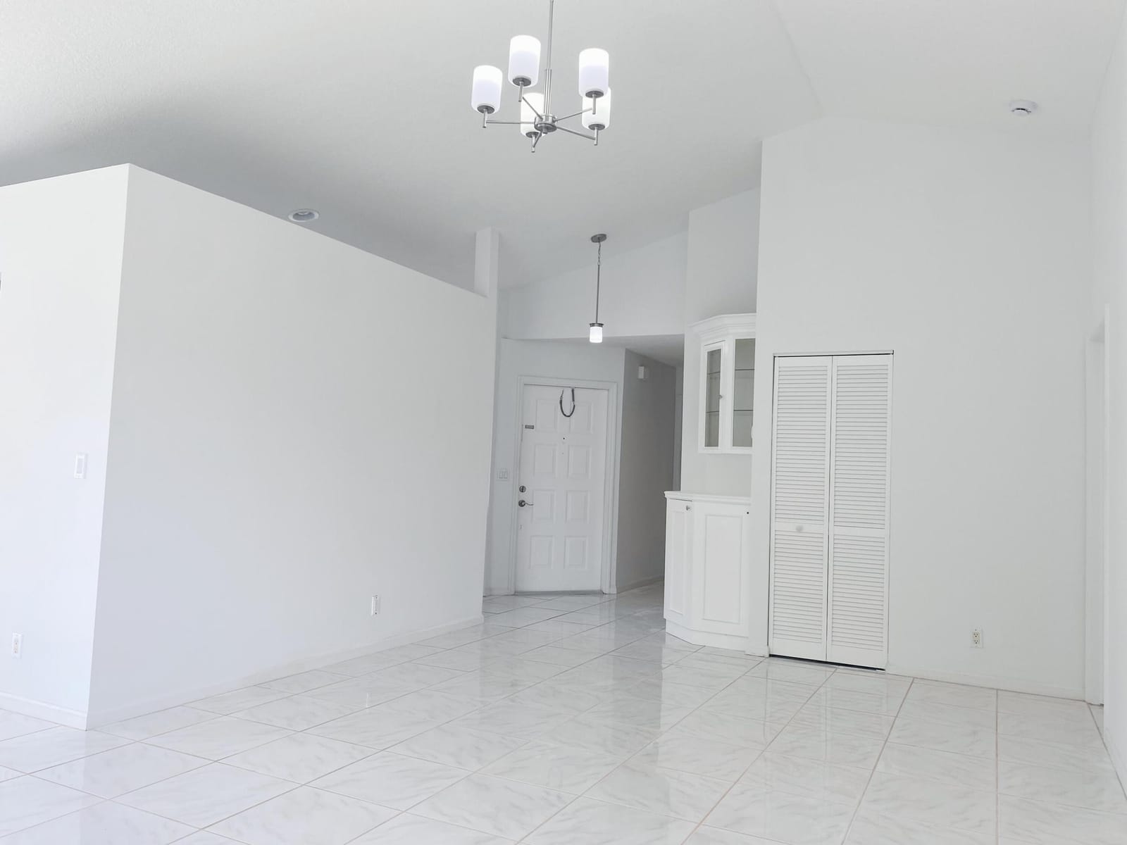 3830 Circle Lake Drive — photo 9