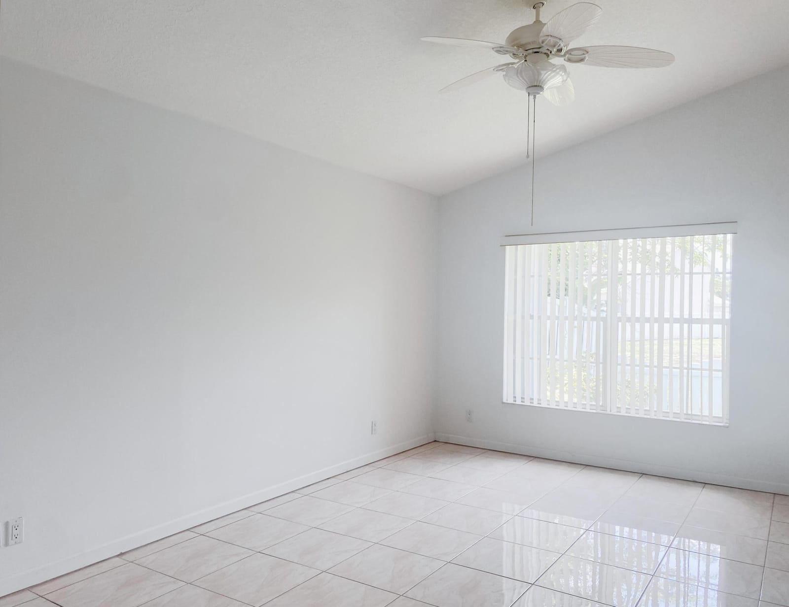 3830 Circle Lake Drive — photo 10