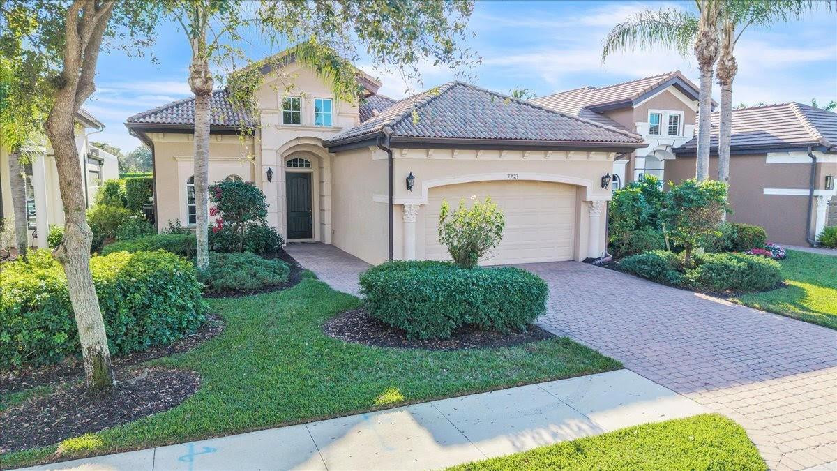 7793 Ashton Road, Naples, FL 34113, Naples