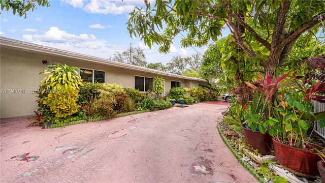 14800 NE 16th Avenue, sold in Arch Creeks Estates, Miami, FL