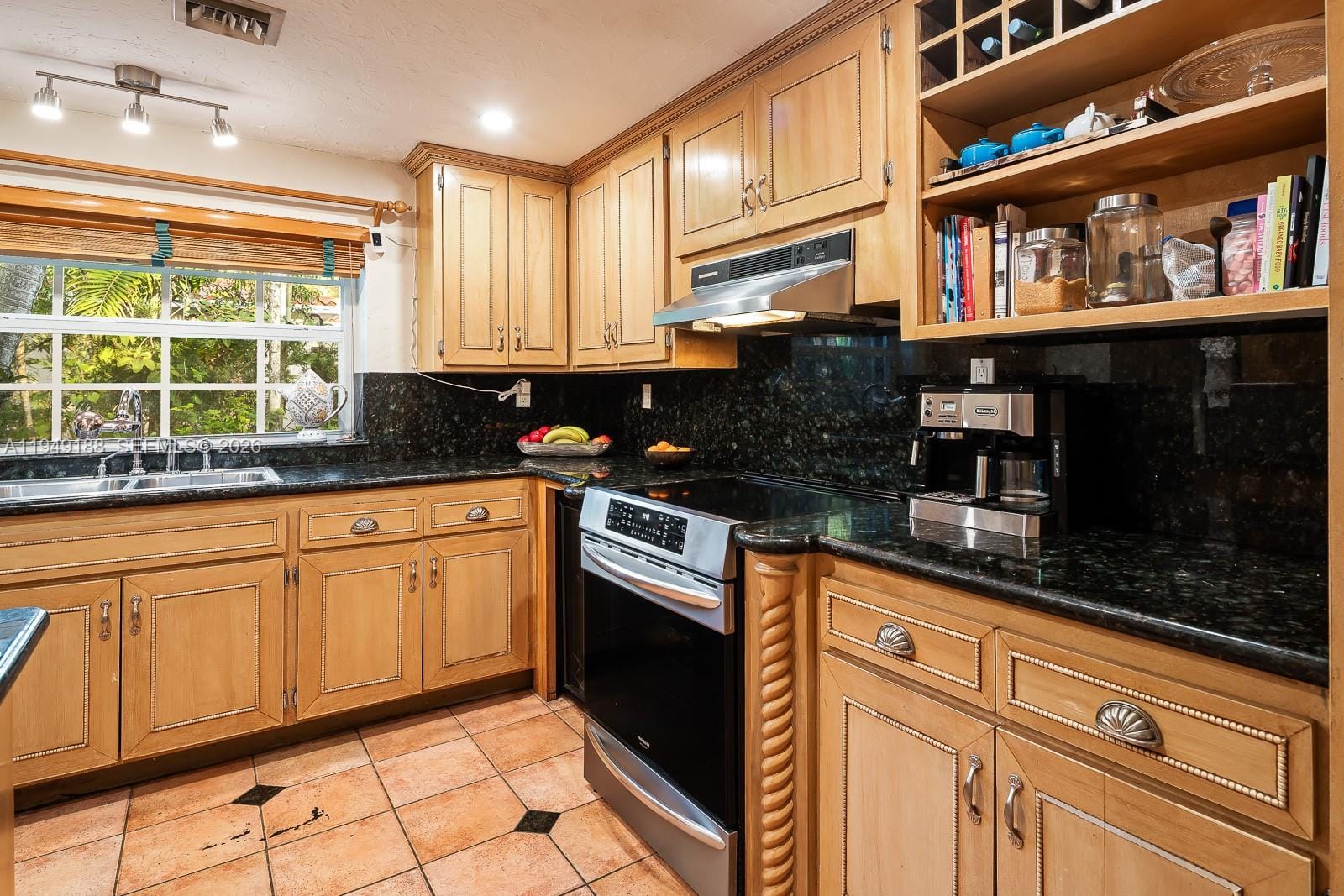 1315 Granada Boulevard, Coral Gables, FL 33134 photo 18