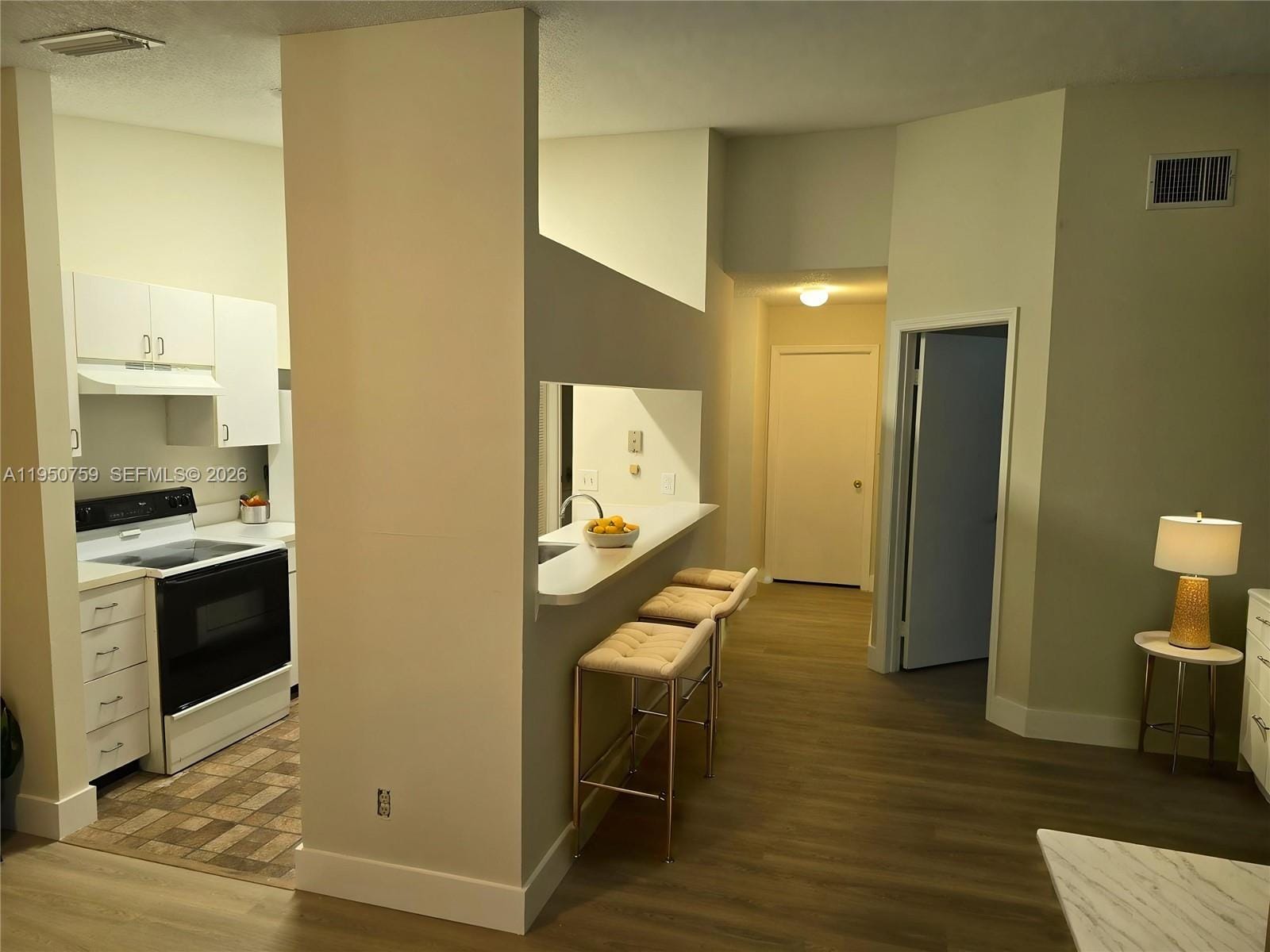 15780 SW 106th Terrace 304 — photo 2