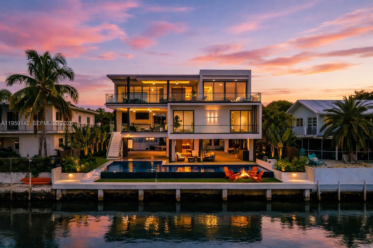 16 S Exuma Road, Key Largo, FL 33037, Key Largo
