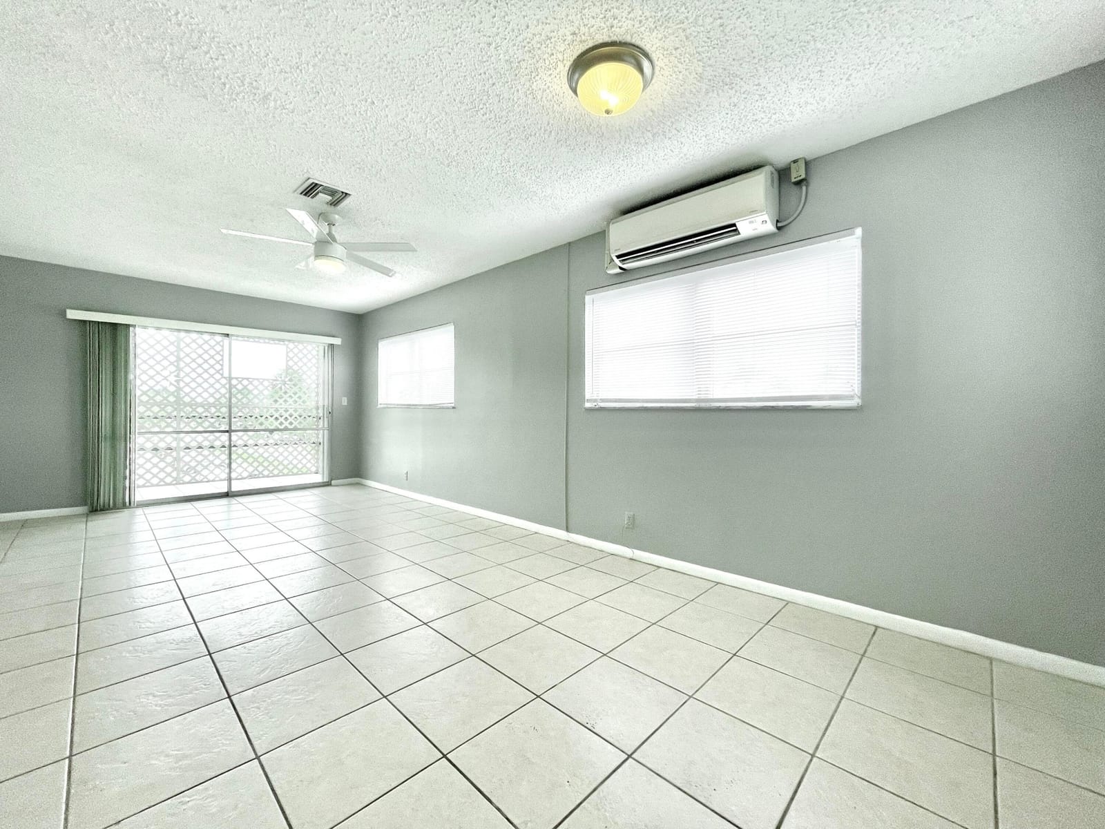 1021 Crystal Lake Drive 315 — photo 5