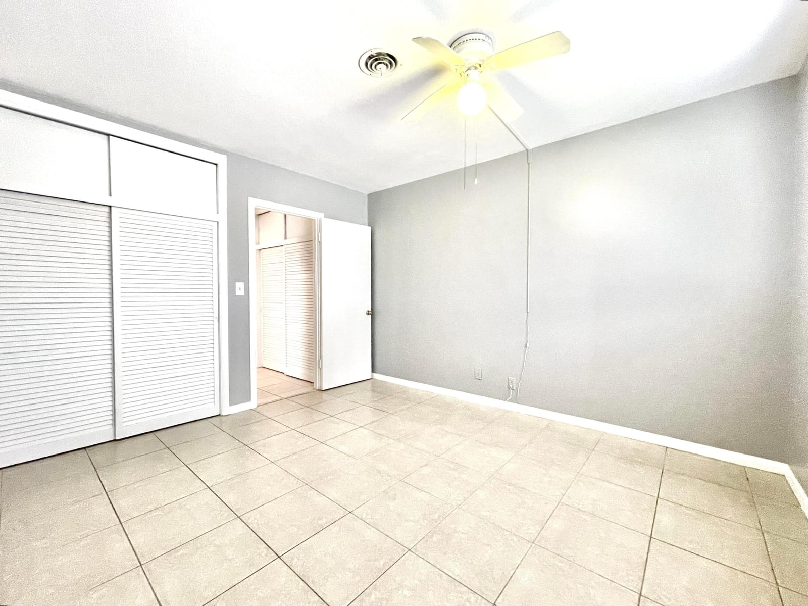 1021 Crystal Lake Drive 315 — photo 7
