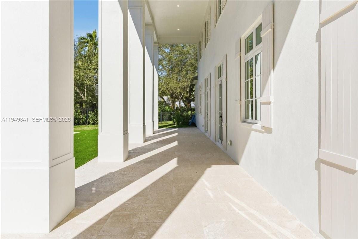 5940 SW 100th Terrace — photo 8