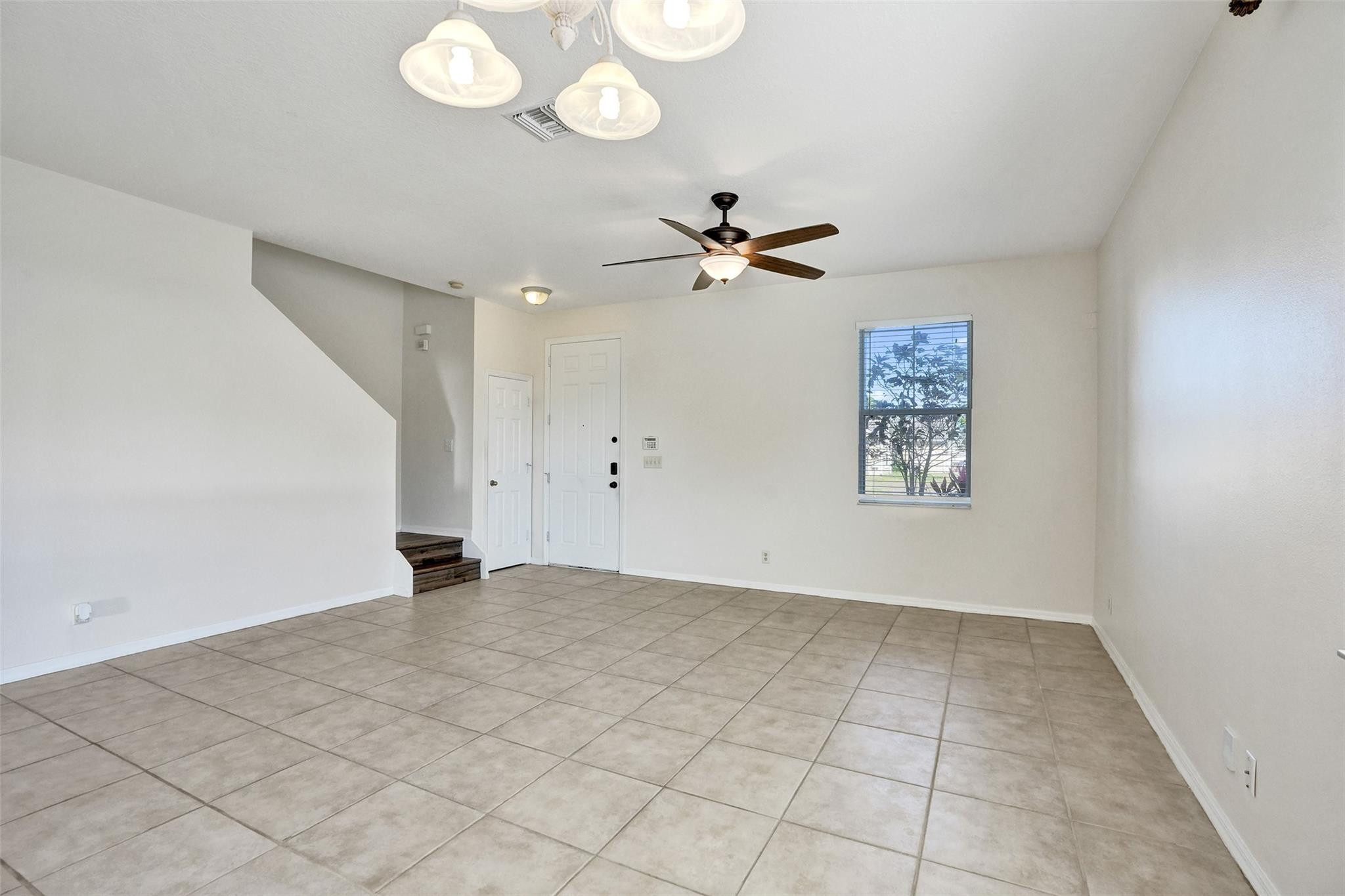 864 SW Java Avenue, Port St. Lucie, FL 34953 photo 5