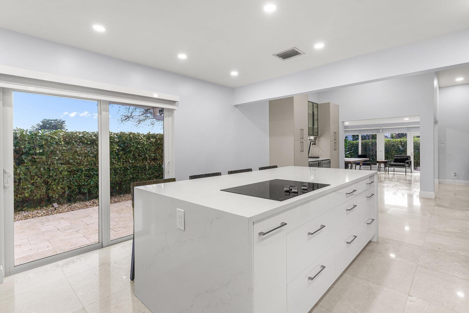 2105 NW 12th Street, Delray Beach, FL 33445 photo 11