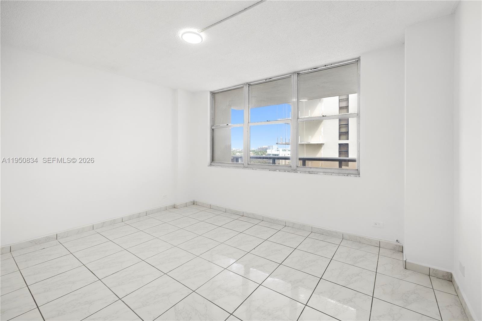 6039 Collins Avenue 809, Miami Beach, FL 33140 photo 15