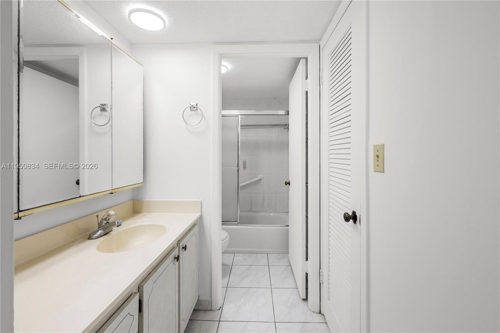 6039 Collins Avenue 809, Miami Beach, FL 33140 photo 16