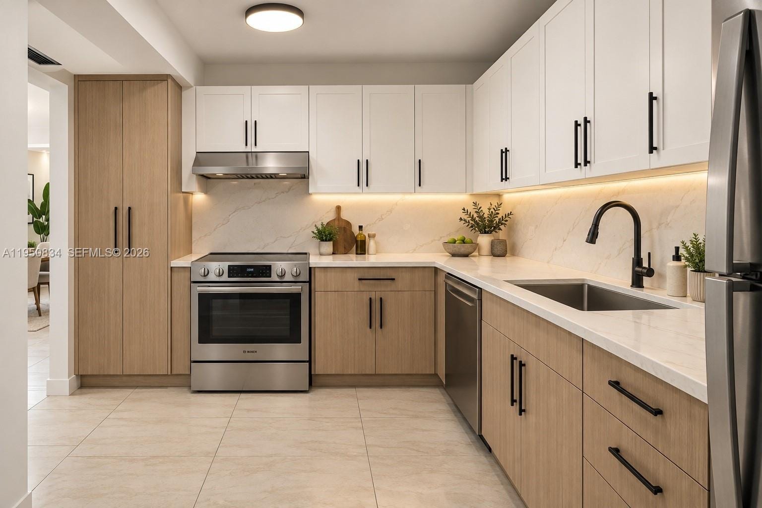 6039 Collins Avenue 809, Miami Beach, FL 33140 photo 25