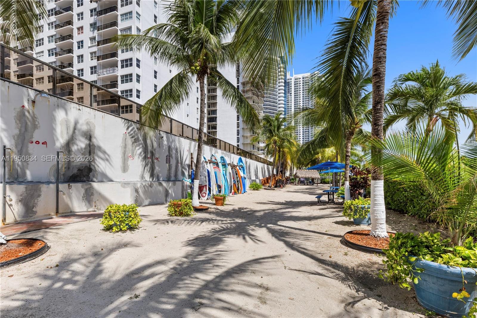 6039 Collins Avenue 809 — photo 7