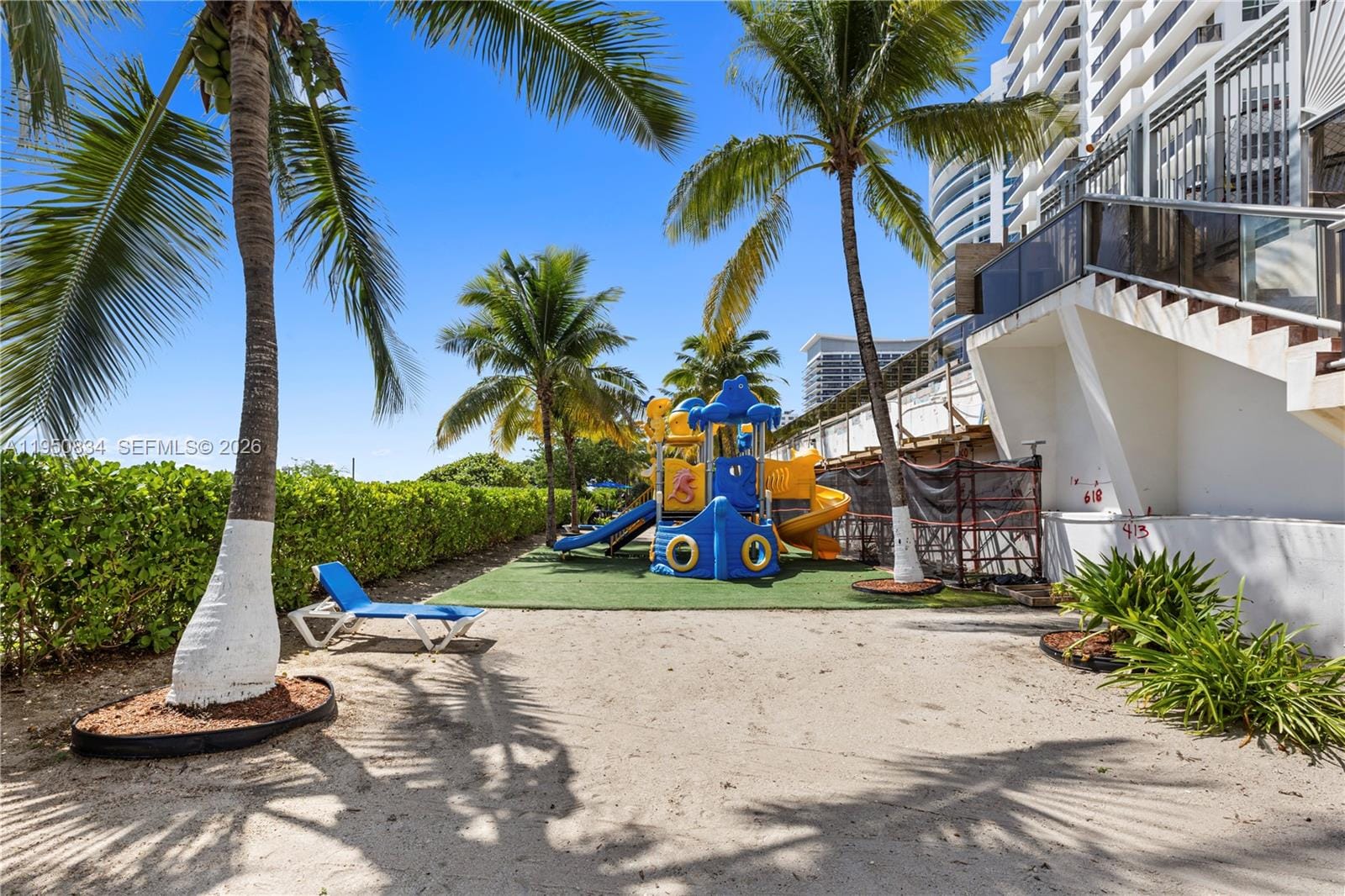 6039 Collins Avenue 809 — photo 8