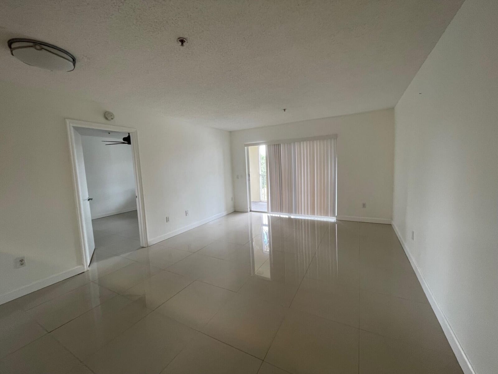470 S Park Road 302 — photo 6