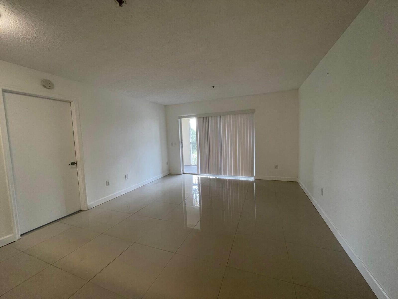 470 S Park Road 302 — photo 10